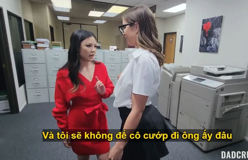 Bé sinh viên vú to bướm múp anh còn chơi kẹp vú em bắt rặn ra nước nữa